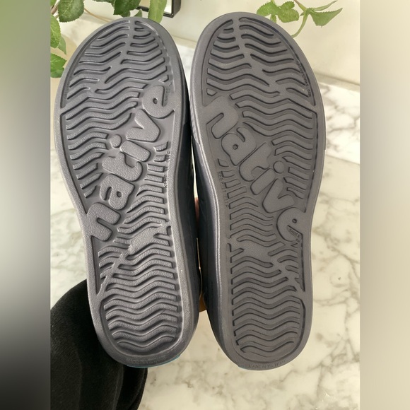 Not Available - Picture 8 of 9